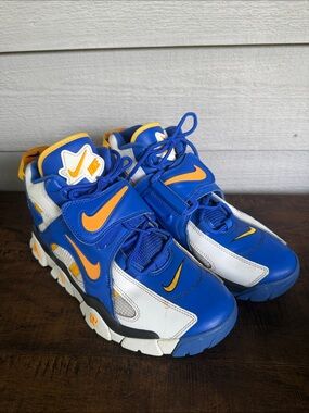 Nike Air Barrage LA Rams Sneakers